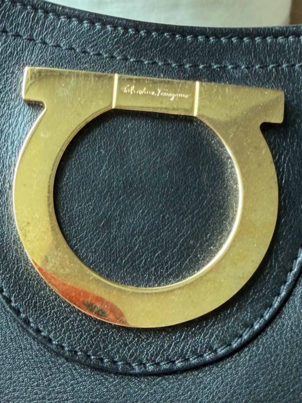 Salvatore Ferragamo Black Leather Shoulder Bag with Signature gold ring logo. - Picture 2 of 9